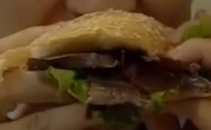 Noua inventie a japonezilor: Hamburger din excremente umane. VIDEO Noua inventie a japonezilor: Hamburger din excremente umane. VIDEO