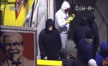 Vandalii responsabili pentru haosul din Londra ar putea fi expulzati din locuintele sociale Vandalii responsabili pentru haosul din Londra ar putea fi expulzati din locuintele sociale