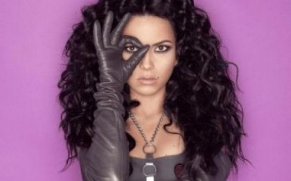 Inna, unealta unei organizatii secrete. De ce este acuzata artista ca trasmite mesaje subliminale