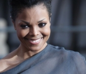 Janet Jackson: Vedetele mananca servetele pentru a-si potoli foamea