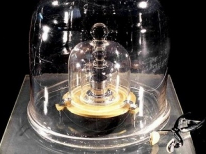 Cat cantareste, de fapt, un kilogram? Cat cantareste, de fapt, un kilogram?