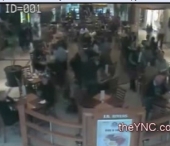 VIDEO SOCANT: O fetita este INGHITITA de un rotweiller intr-un MALL