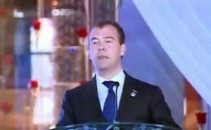 Vezi cum Dmitri Medvedev vorbeste in limba cazaha Vezi cum Dmitri Medvedev vorbeste in limba cazaha