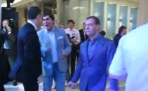 Politicienii au TALENT! Medvedev danseaza pe ritmurile "American Boy" Politicienii au TALENT! Medvedev danseaza pe ritmurile "American Boy"