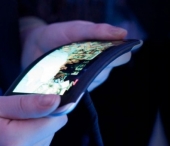 Nokia revolutioneaza industria cu telefonul FLEXIBIL! Vezi VIDEO Nokia revolutioneaza industria cu telefonul FLEXIBIL! Vezi VIDEO