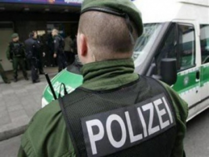 Alerta in Germania dupa ce mai multi hoti au luat ostatici intr-o banca Alerta in Germania dupa ce mai multi hoti au luat ostatici intr-o banca