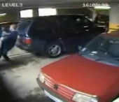 Iubire cu nabadai si un accident incredibil de amuzant in parcare Iubire cu nabadai si un accident incredibil de amuzant in parcare