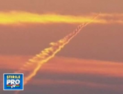 Ce sa fie pe cerul Los Angeles-ului? NASA si Pentagonul nu au nici o explicatie Ce sa fie pe cerul Los Angeles-ului? NASA si Pentagonul nu au nici o explicatie