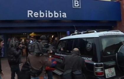 Tensiune maxima la Roma! Un dispozitiv exploziv a fost descoperit in metrou Tensiune maxima la Roma! Un dispozitiv exploziv a fost descoperit in metrou