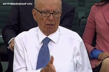 Rupert Murdoch e relaxat: "Vom iesi si mai puternici din scandalul interceptarilor telefonice" Rupert Murdoch e relaxat: "Vom iesi si mai puternici din scandalul interceptarilor telefonice"
