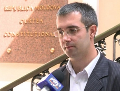 "Limba Noastra cea Romana", neimpartasita de comunisti. Sarbu: E o sarbatoare inexistenta "Limba Noastra cea Romana", neimpartasita de comunisti. Sarbu: E o sarbatoare inexistenta