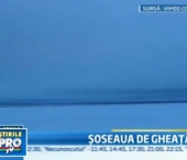 Soseaua de gheata. In Estonia, soferii circula pe Marea Baltica Soseaua de gheata. In Estonia, soferii circula pe Marea Baltica