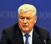 Vezi adresarea generalului de militie Voronin catre politisti