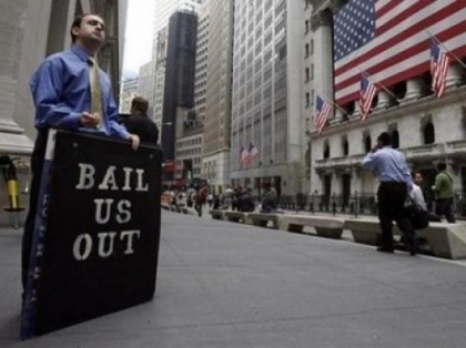 Wall Street a incheiat pe crestere cea mai proasta luna din ultimul an Wall Street a incheiat pe crestere cea mai proasta luna din ultimul an