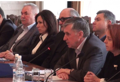 Ion Sturza prezinta echipa si programul de guvernare societatii civile: "In cazul PD, desi nu am un refuz formal, se refuza dialogul. De asta am recurs la un guvern TEHNOCRAT" Cum arata cabinetul propus Ion Sturza prezinta echipa si programul de guvernare societatii civile: "In cazul PD, desi nu am un refuz formal, se refuza dialogul. De asta am recurs la un guvern TEHNOCRAT" Cum arata cabinetul propus