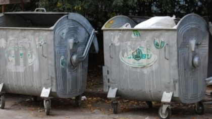 L-au batut si l-au aruncat intr-un tomberon din Chisinau. Un barbat, gasit mort. Trei suspecti, retinuti L-au batut si l-au aruncat intr-un tomberon din Chisinau. Un barbat, gasit mort. Trei suspecti, retinuti