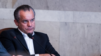(DOC) Cum au disparut pianul si cartile de milioane ale lui Plahotniuc - cotidianul.md (DOC) Cum au disparut pianul si cartile de milioane ale lui Plahotniuc - cotidianul.md