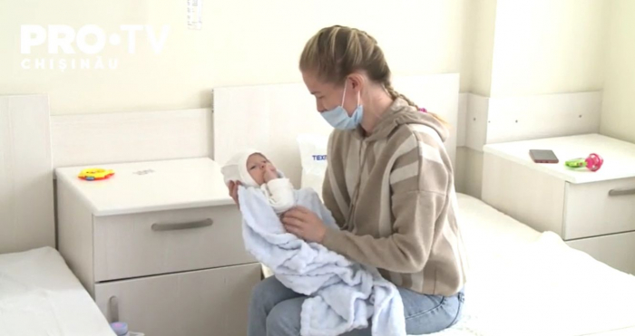 O Fetita De Numai Doua Luni Din Falesti A Fost Salvata De Medicii De La Institutul Mamei Si