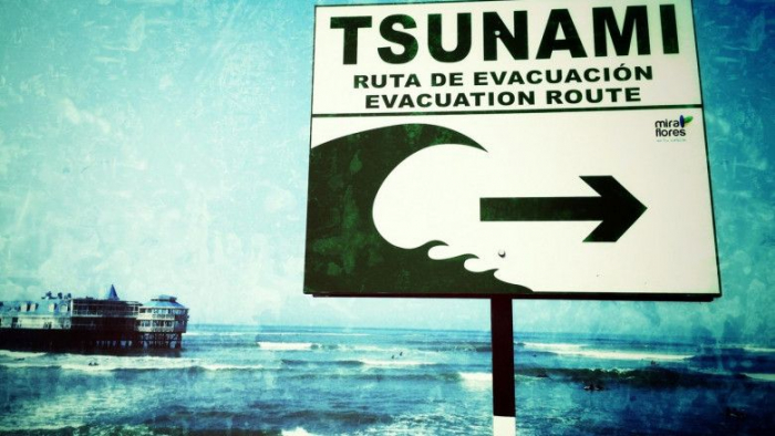 Allerta tsunami in Italia dopo terremoto di 7,8 gradi che colpisce la Turchia