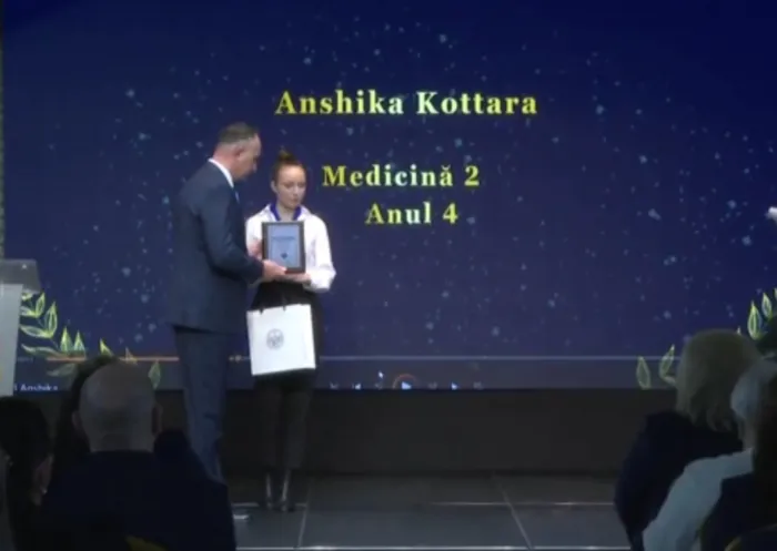 40 de studenți ai Universității de Medicină și Farmacie „Nicolae Testemițanu” premiați pentru excelență academică și implicare în activități extracurriculare - VIDEO