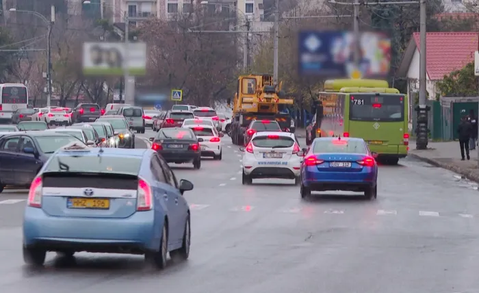 Carburanții se ieftinesc și la începutul acestei săptămâni. Noile prețuri stabilite de ANRE pentru benzină și motorină - FOTO
