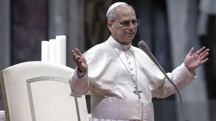 Papa Leon al XIV-lea, apel la pace și compasiune în prima sa liturghie de Crăciun la Vatican