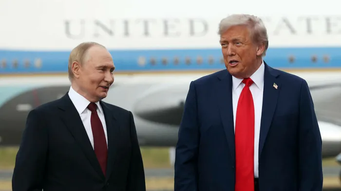 Peskov: Dacă Putin și Trump vor avea nevoie să ia legătura în perioada Crăciunului, Kremlinul poate organiza rapid un apel