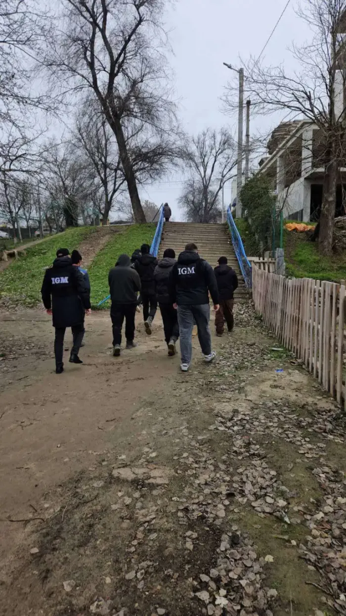 8 cetățeni străini, prinși cum lucrează ilegal pe un șantier de construcții la Cahul