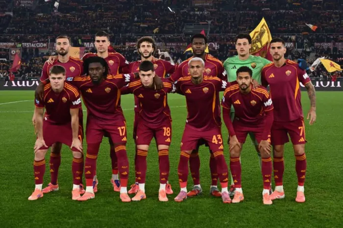 AS Roma se apropie la 3 puncte de lidera din Serie A, după o victorie în ultimul meci al anului - VIDEO