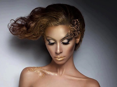 Aliona Moon