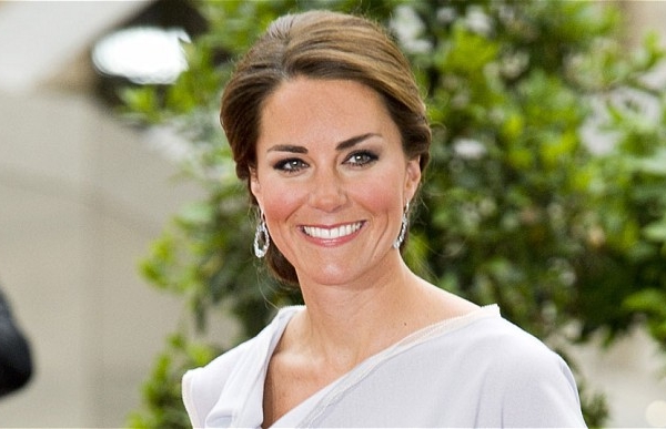 Dezvaluiri uluitoare! Kate Middleton a avut un avort spontan, ascuns de presa? Dezvaluiri uluitoare! Kate Middleton a avut un avort spontan, ascuns de presa?