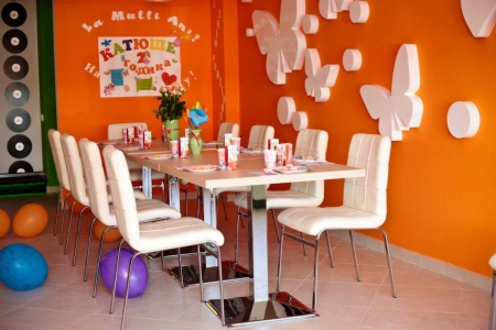 Unde te distrezi cu copilul tau la Chisinau? Tuki Club - localul perfect pentru copii si parinti - FOTO Unde te distrezi cu copilul tau la Chisinau? Tuki Club - localul perfect pentru copii si parinti - FOTO