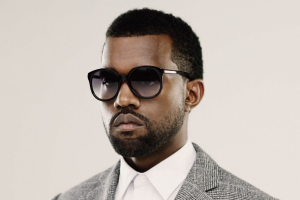 Culmea: 120 de dolari pentru un tricou Kanye West! Cum arata haina costisitoare - FOTO