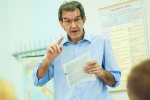 Invata Italiana cu profesor nativ! Uite ce oferta iti propune ORATORICA- VIDEO Invata Italiana cu profesor nativ! Uite ce oferta iti propune ORATORICA- VIDEO