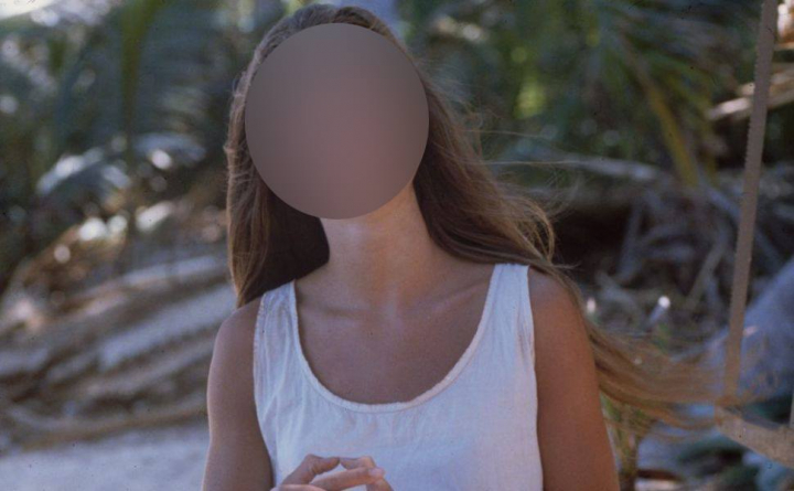 A ajuns de nerecunoscut! Cum s-a pozat inainte de operatie, o cunoscuta vedeta - FOTO A ajuns de nerecunoscut! Cum s-a pozat inainte de operatie, o cunoscuta vedeta - FOTO
