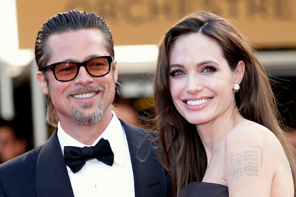 Brad Pitt si-a fotografiat sotia in ipostaze intime! Imaginile inedite au ajuns virale pe net - FOTO Brad Pitt si-a fotografiat sotia in ipostaze intime! Imaginile inedite au ajuns virale pe net - FOTO