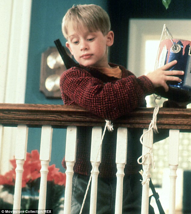 Era la un pas de moarte, iar acum arata mai bine ca niciodata! Cum a fost surprins Macaulay Culkin - FOTO