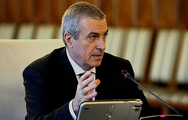 S-a casatorit pentru a cincea oara! Cum arata tanara sotie a lui Calin Popescu Tariceanu - FOTO
