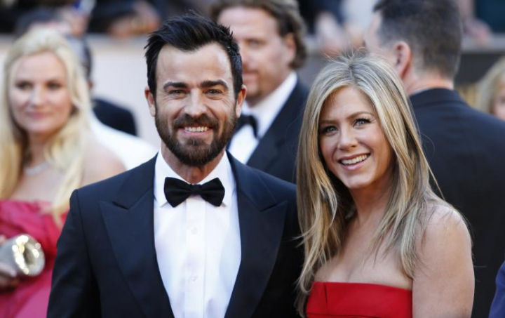 Jennifer Aniston, suparata foc! Cu ce vedeta s-a sarutat iubitul ei, la o petrecere - FOTO Jennifer Aniston, suparata foc! Cu ce vedeta s-a sarutat iubitul ei, la o petrecere - FOTO