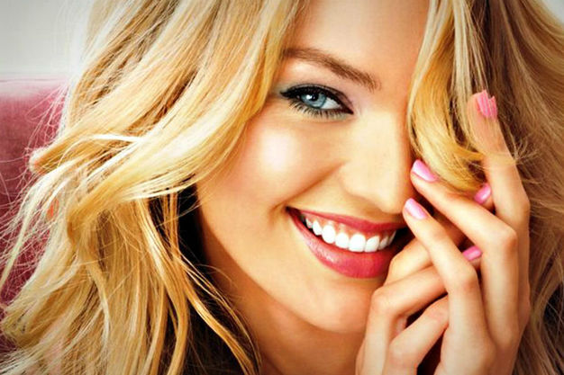 Cum sa te machiezi precum Candice Swanepoel - VIDEO