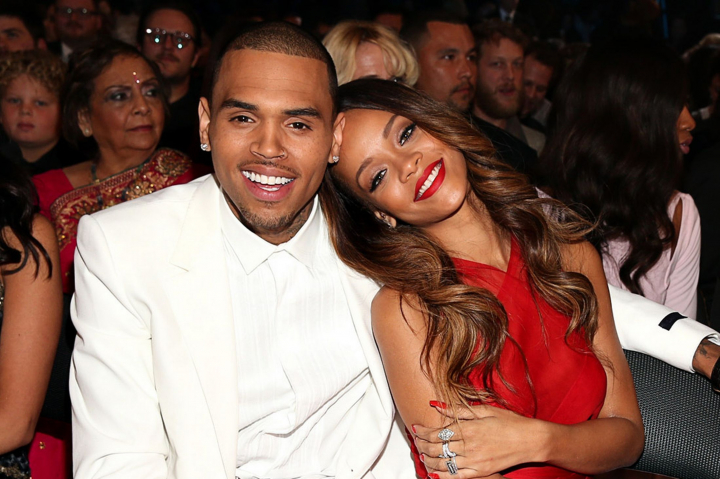 Noua iubita a lui Chris Brown seamana leit cu Rihanna. Pana si cei mai loiali fani le confunda - FOTO