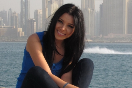 Corina Caragea, vacanta de vis in Italia! Uite cum arata bruneta in costum de baie -  FOTO