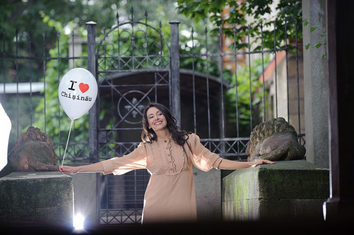 Nata Albot – despre baietelul ei, Noah: „A trebuit sa lucram cu buneii si sa-i convingem ca acesta este un prenume.”