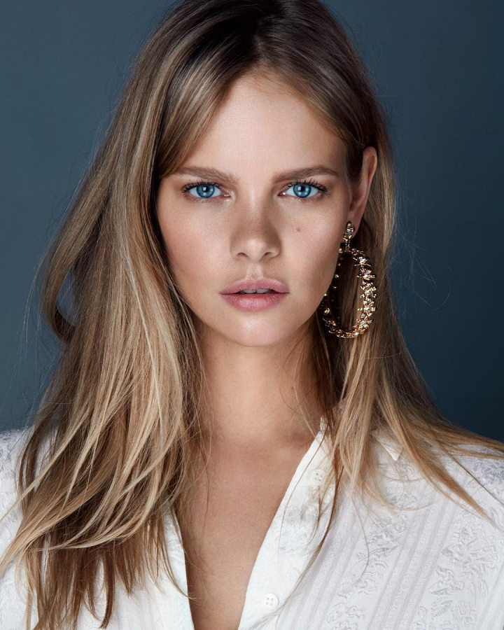 Cum grabesti cresterea parului. 3 remedii naturale care te ajuta sa rezolvi aceasta problema Cum grabesti cresterea parului. 3 remedii naturale care te ajuta sa rezolvi aceasta problema