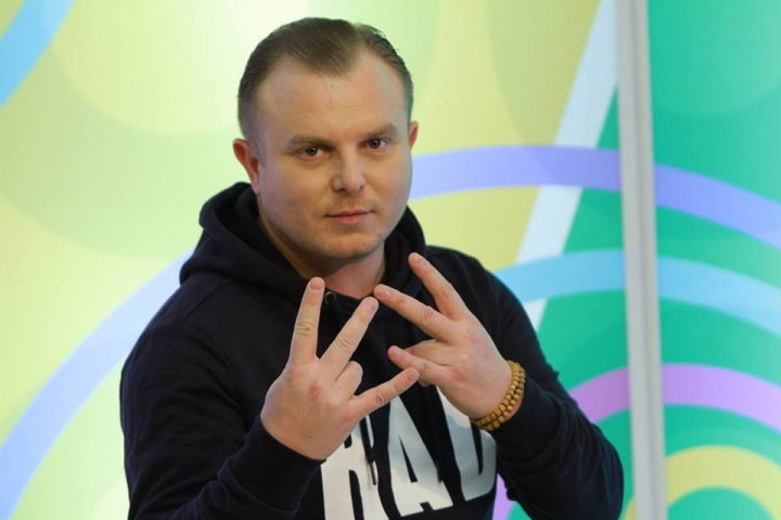 Kapushon – dezvaluiri despre trecutul sau. „...foloseam, eu stiu, droguri usoare, bauturi alcoolice...” Cum a invins artistul obiceiurile vicioase? Kapushon – dezvaluiri despre trecutul sau. „...foloseam, eu stiu, droguri usoare, bauturi alcoolice...” Cum a invins artistul obiceiurile vicioase?