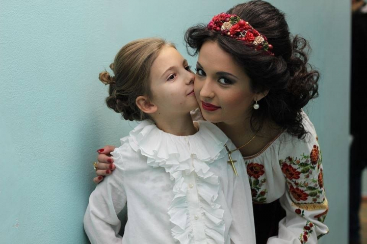 Doina Sulac – despre relatia cu fiica ei, Nicoleta: “Incerc sa ma pozitionez ca mama, dar oricum ea ma percepe mai mult ca pe o sora mai mare.” Doina Sulac – despre relatia cu fiica ei, Nicoleta: “Incerc sa ma pozitionez ca mama, dar oricum ea ma percepe mai mult ca pe o sora mai mare.”