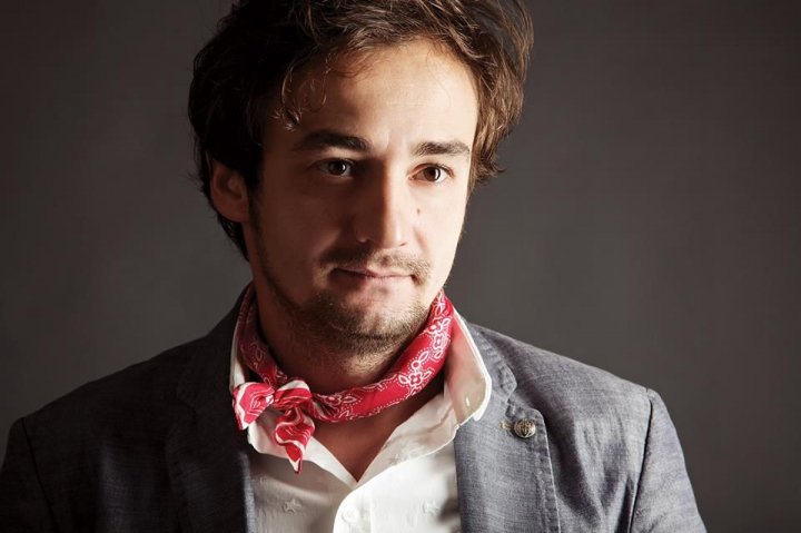 „Inima” lui Viorel Mardare - transformata intr-o pictura murala. Ideea apartine unor prieteni apropiati ai regizorului „Inima” lui Viorel Mardare - transformata intr-o pictura murala. Ideea apartine unor prieteni apropiati ai regizorului