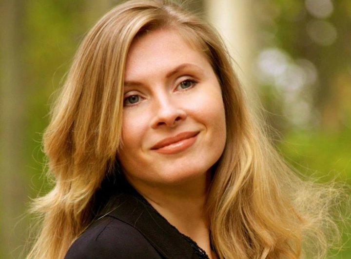 Basarabeanca Tatiana Tibuleac – distinsa cu Premiul Uniunii Europene pentru literatura. „Un singur premiu, doua tari fericite.” Basarabeanca Tatiana Tibuleac – distinsa cu Premiul Uniunii Europene pentru literatura. „Un singur premiu, doua tari fericite.”