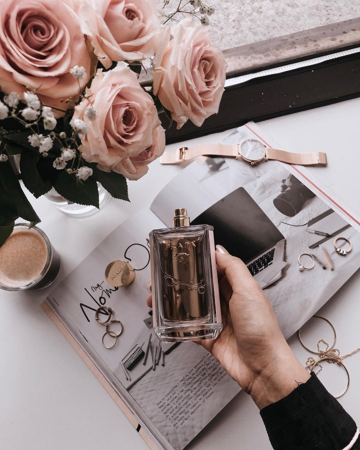 Parfum original sau fake? Vezi cum le deosebesti Parfum original sau fake? Vezi cum le deosebesti