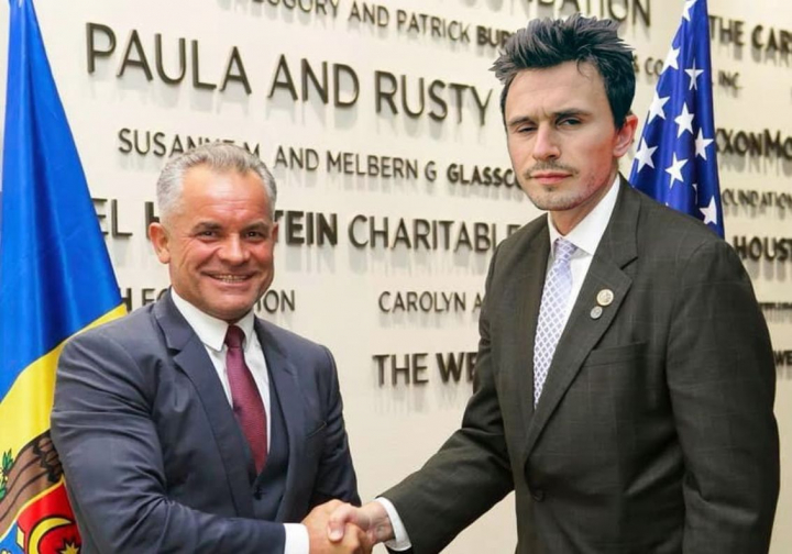 „Plahotniuc traieste, tot normal. Pur si simplu i-a venit timpul sa...” Andrei Bolocan a „elucidat” misterul disparitiei liderului democrat „Plahotniuc traieste, tot normal. Pur si simplu i-a venit timpul sa...” Andrei Bolocan a „elucidat” misterul disparitiei liderului democrat